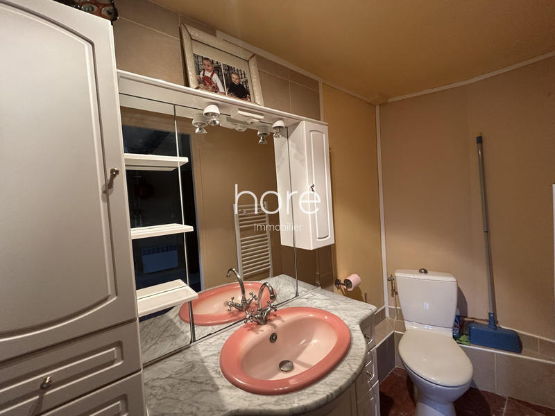 Maison - 236 m² - 6 pièces