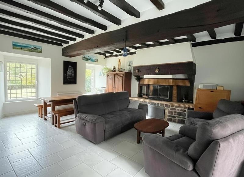 Propriété - 141 m² - 6 pièces