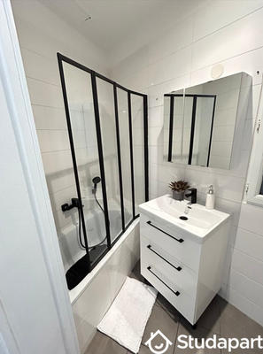 Chambre - 15 m² - 1 pièce