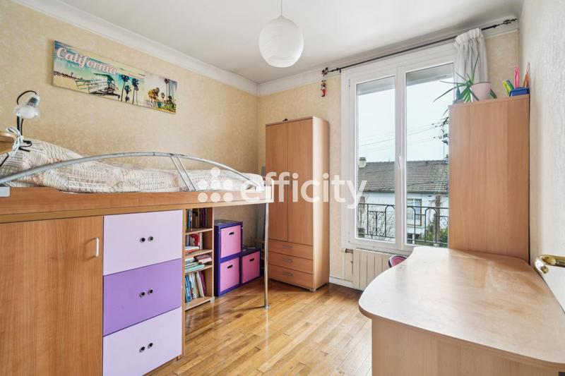 Maison - 130 m² - 7 pièces