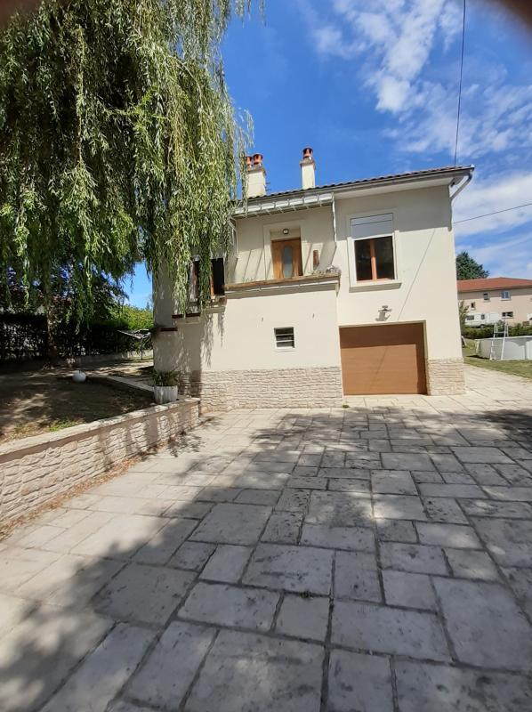 Maison - 98 m² - 5 pièces