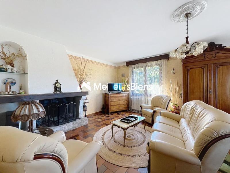 Maison - 148 m² - 9 pièces