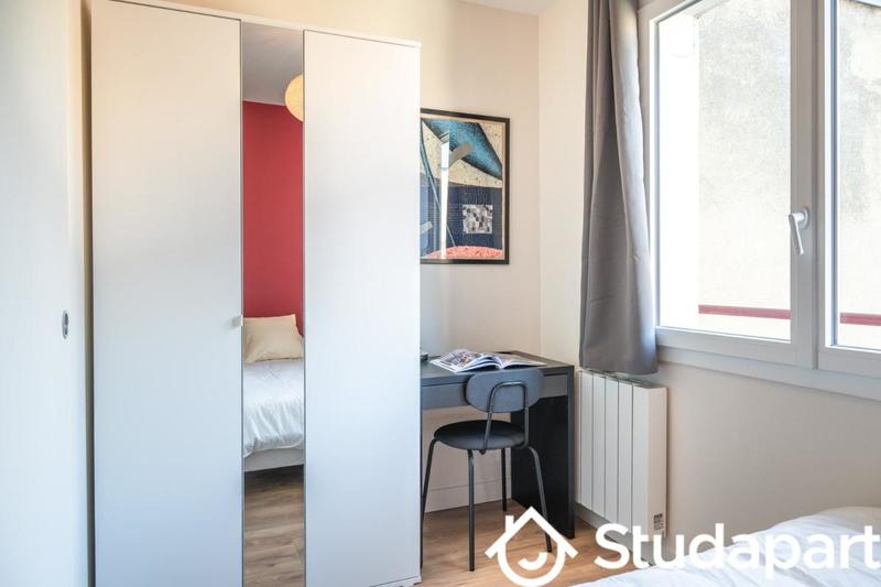 Chambre - 18 m² - 1 pièce