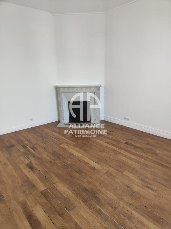 Appartement - 175 m² - 6 pièces
