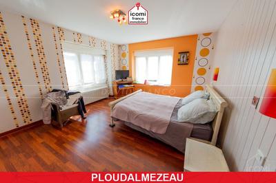Immeuble - 290 m² - 9 pièces
