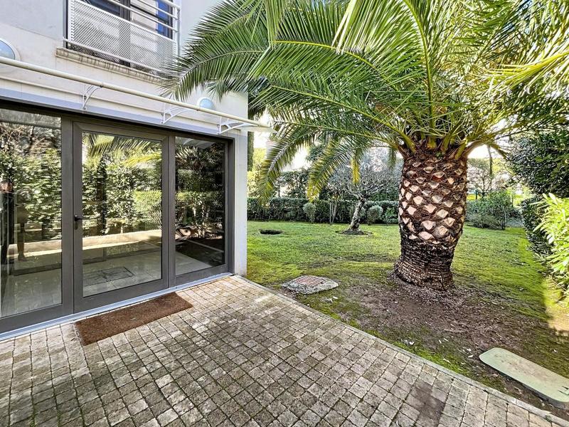 Appartement - 98 m² - 3 pièces