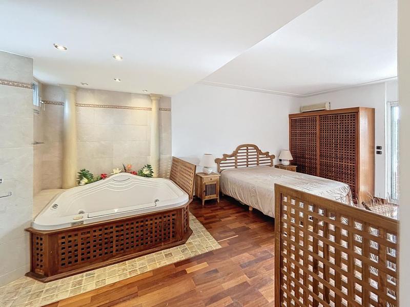 Appartement - 101 m² - 3 pièces