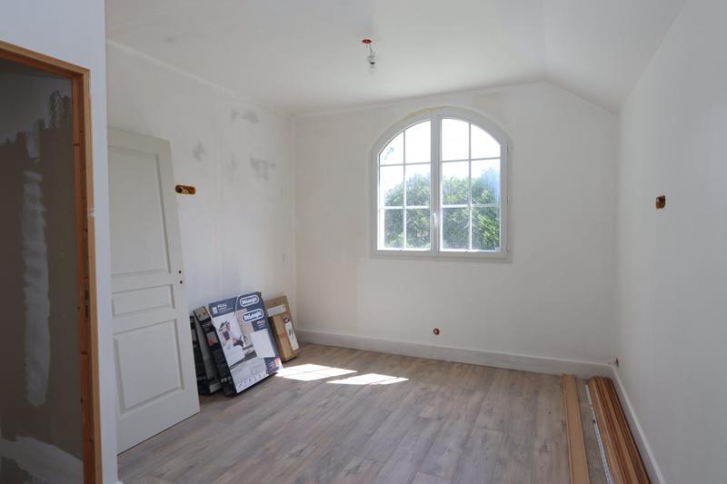 Maison - 310 m² - 8 pièces