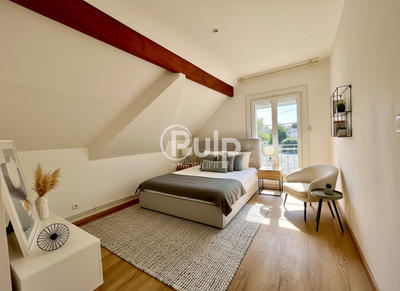 Maison - 94 m² - 6 pièces