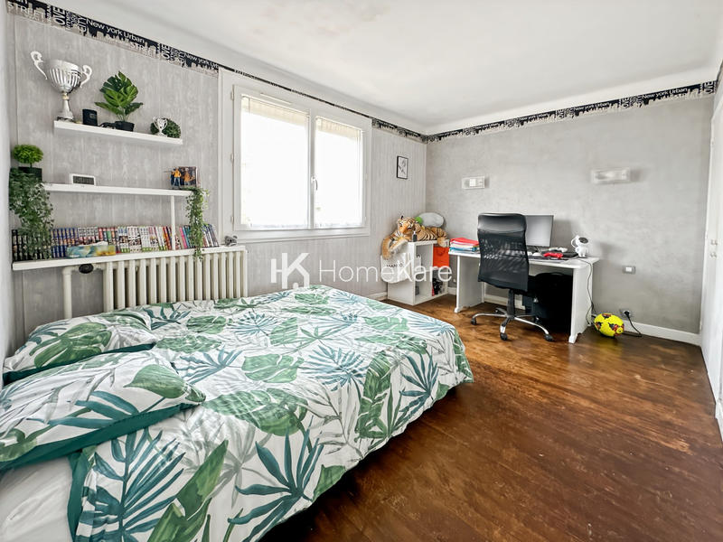 Maison - 110 m² - 4 pièces