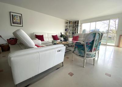 Maison contemporaine - 410 m² - 7 pièces