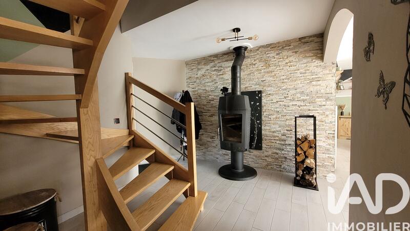 Maison - 143 m² - 5 pièces