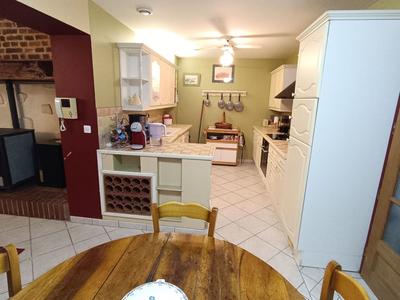 Maison traditionnelle - 153 m² - 10 pièces