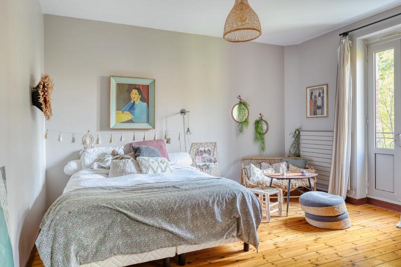 Maison - 313 m² - 13 pièces