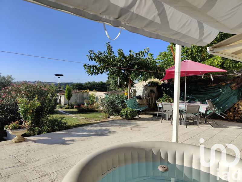 Maison de village - 292 m² - 11 pièces