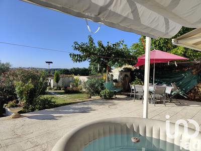 Maison de village - 292 m² - 11 pièces