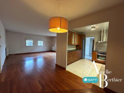 Appartement - 89 m² - 4 pièces