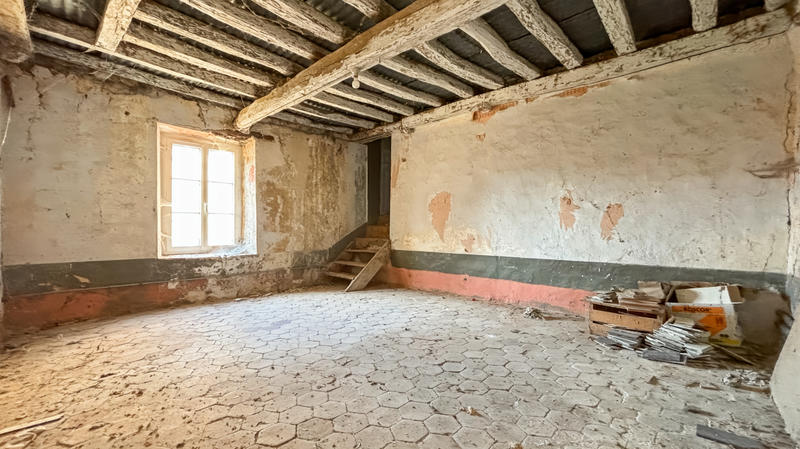 Maison - 170 m² - 9 pièces