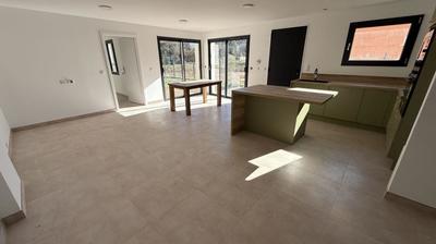 Maison - 97 m² - 4 pièces