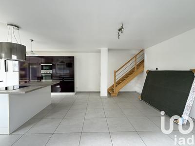 Maison - 121 m² - 5 pièces