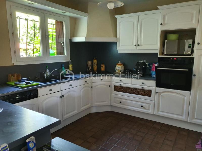 Maison - 200 m² - 8 pièces