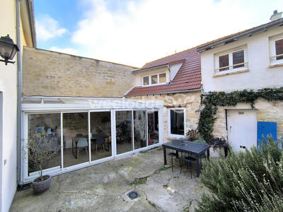 Maison ancienne - 190 m² - 8 pièces