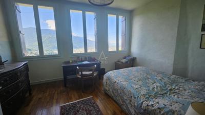 Appartement - 224 m² - 7 pièces