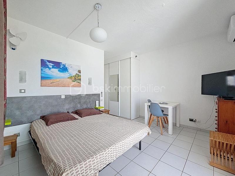 Studio - 28 m² - 1 pièce