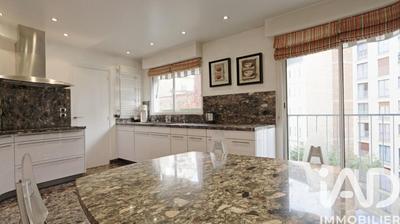 Appartement - 132 m² - 4 pièces