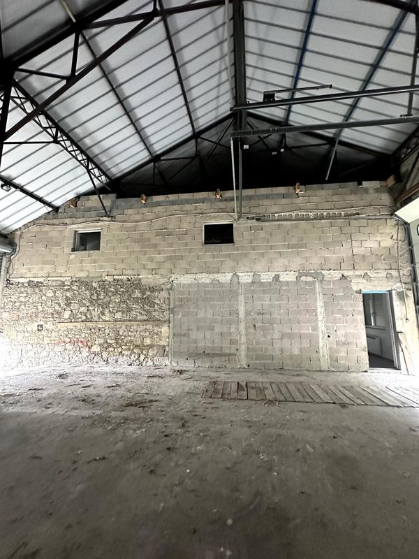 Immeuble - 200 m² - 2 pièces