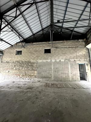 Immeuble - 200 m² - 2 pièces