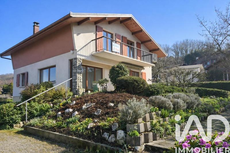 Maison - 130 m² - 7 pièces