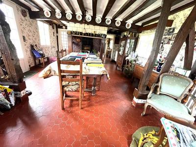 Maison - 85 m² - 5 pièces