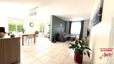 Maison - 181 m² - 5 pièces