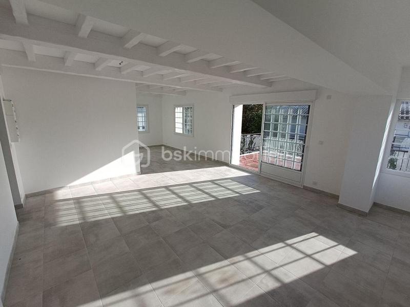 Villa - 159 m² - 6 pièces