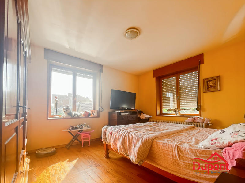 Maison - 190 m² - 8 pièces