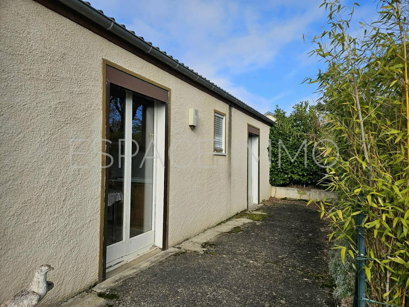 Maison - 95 m² - 3 pièces