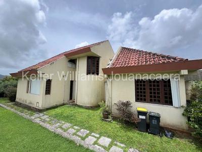 Villa - 179 m² - 9 pièces