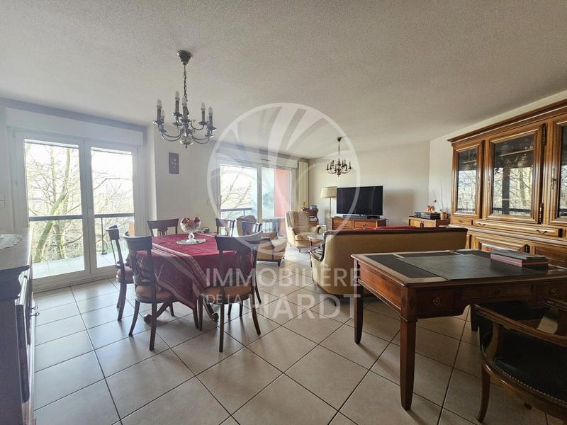 Duplex - 122 m² - 4 pièces