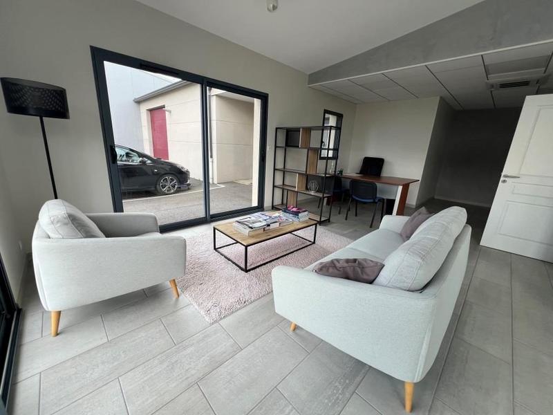 Bureau - 343 m² - 11 pièces