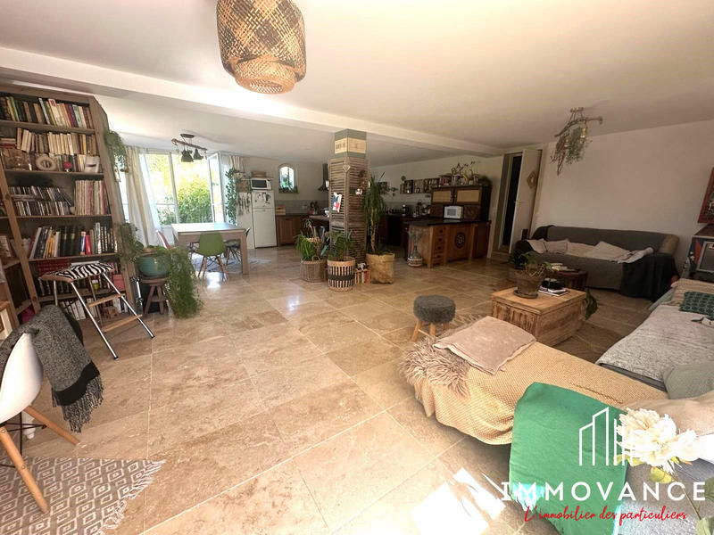 Maison - 204 m² - 5 pièces