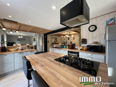 Ferme - 300 m² - 5 pièces