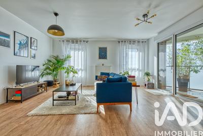 Appartement - 81 m² - 3 pièces