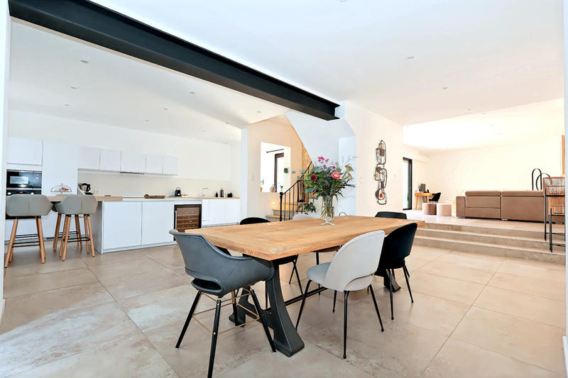 Maison - 190 m² - 5 pièces