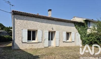 Maison - 99 m² - 3 pièces