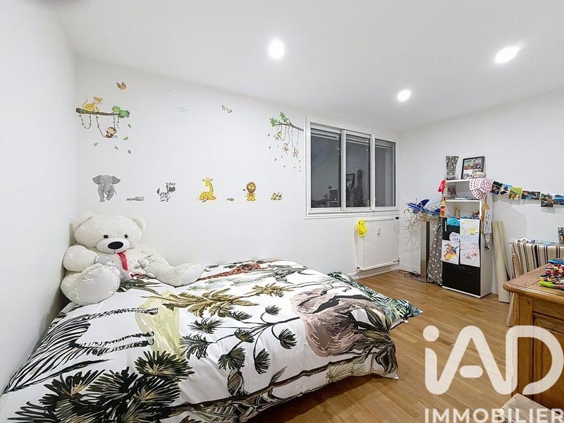 Appartement - 80 m² - 5 pièces