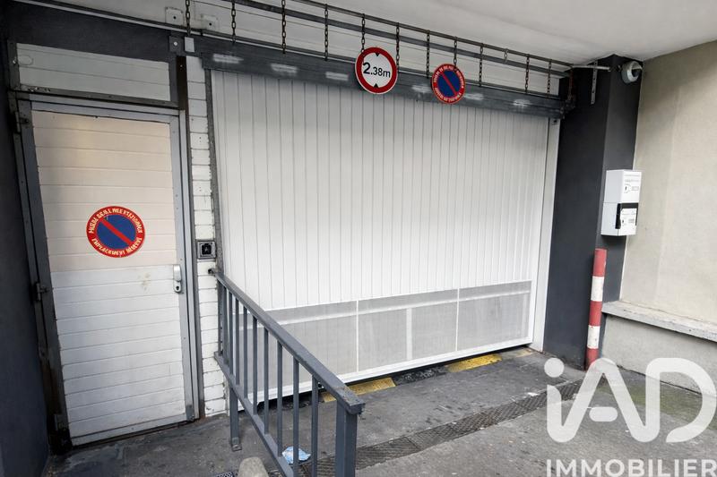Parking - 13 m²