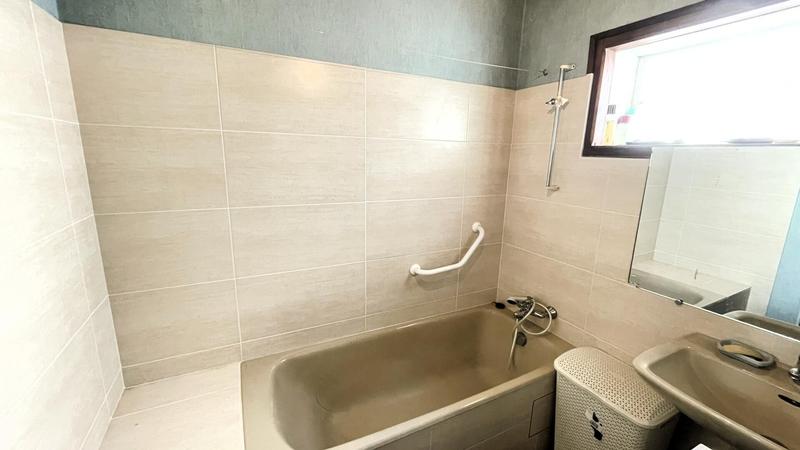 Maison - 82 m² - 6 pièces