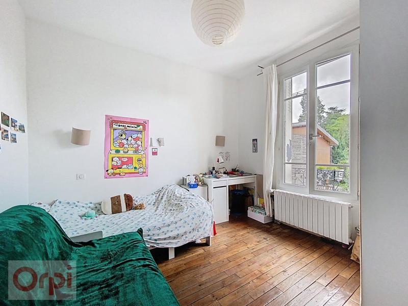 Maison - 207 m² - 6 pièces