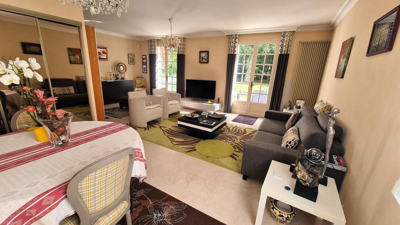 Maison - 152 m² - 6 pièces